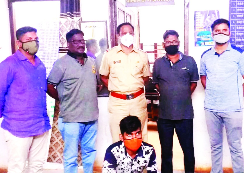 Suspected thief caught, performance of Vaibhavwadi police | संशयित चोरट्याच्या मुसक्या आवळल्या, वैभववाडी पोलीसांची कामगिरी