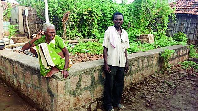After the toilets in the Chandrapur district, the houses were still missing | चंद्रपूर जिल्ह्यात शौचालयापाठोपाठ आता घरकुलही झाले गायब