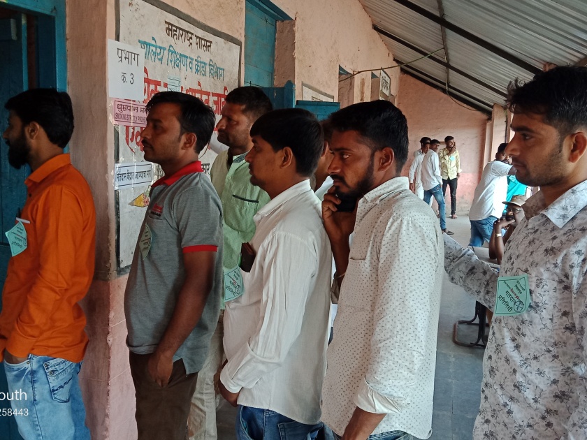  Polling for 27 Gram Panchayats in Igatpuri taluka continues in peace | इगतपुरी तालुक्यातील २७ ग्रामपंचायतींसाठी मतदान शांततेत सुरू