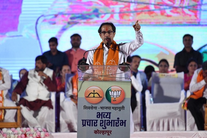 Congress-NCP alliance stage like tactical tire: Uddhav Thackeray | Lok Sabha Election 2019 : काँग्रेस-राष्ट्रवादी आघाडीची अवस्था पंक्चर टायर सारखी : उद्धव ठाकरे