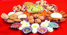  About 500 kg of Diwali lunch leave abroad | सुमारे ५०० किलो दिवाळीचा फराळ विदेशात रवाना