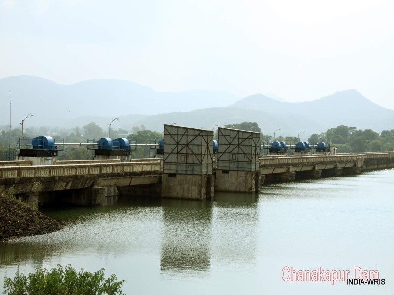  Demand for release from Paralsh dam | परसूल धरणात पूरपाणी सोडण्याची मागणी