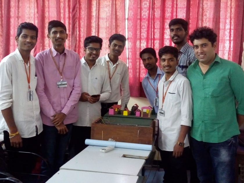 'Smart Home' app created by the students of Shivaji University | शिवाजी विद्यापीठातील विद्यार्थ्यांनी बनविले ‘स्मार्ट होम’ अ‍ॅप