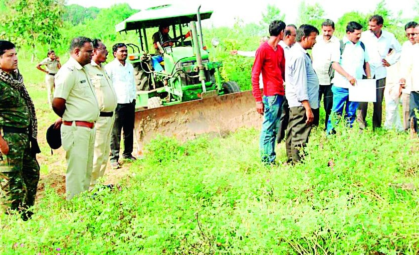 The problem of Nandgaon farmers was solved | नांदगावातील शेतकºयांची समस्या सुटली