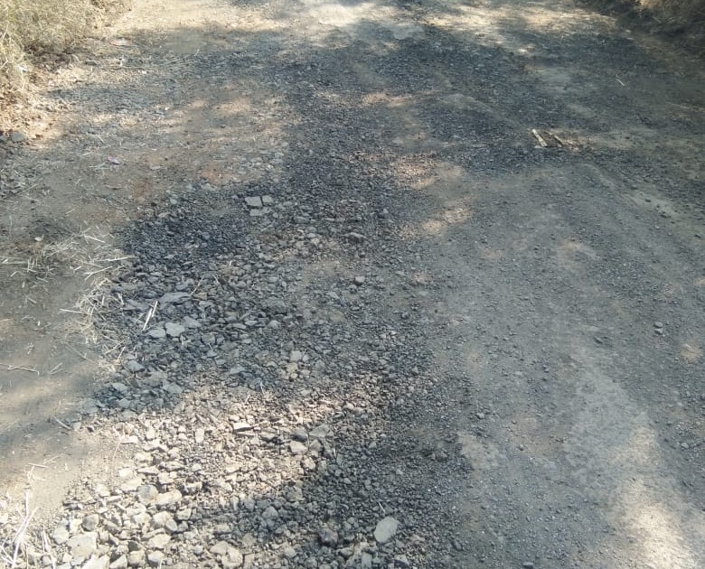 Ashwali - Nandurwadi road repairs | अस्वली - नांदूरवैद्य रस्त्याची दुरवस्था