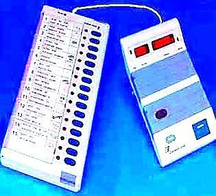 Parbhani: 4,000 voters will get new identity card | परभणी :१५ हजार मतदारांना नवीन ओळखपत्र मिळणार
