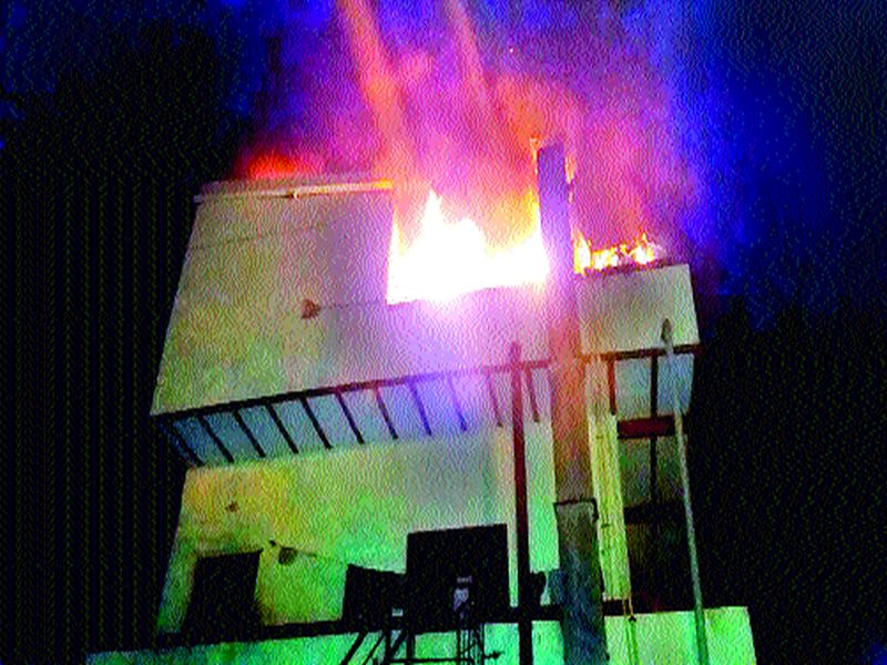 Cylinder blast in water factory | पाणीपुरी कारखान्यात सिलिंडरचा स्फोट