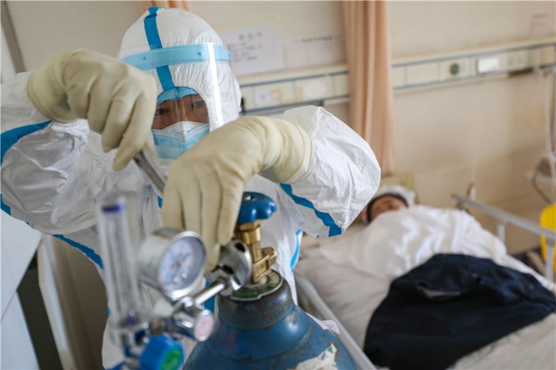 The patient in ‘Super’ rushed to the medical for oxygen | ‘सुपर’मधील रुग्णाची ऑक्सिजनसाठी मेडिकलला धाव