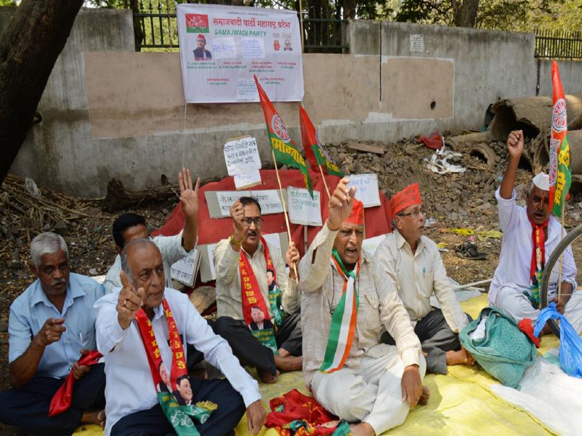 File cases against those responsible for the death of farmers in the Delhi movement, Samajwadi Party protest in Kolhapur | शेतकऱ्यांच्या मृत्यूला जबाबदार असणाऱ्यांवर गुन्हे दाखल करा, कोल्हापुरात समाजवादी पक्षाचे धरणे आंदोलन 