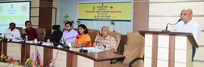 Do the job of controlling crop quality effectively: Daulat Desai | पीक गुणवत्ता नियंत्रणाचे काम प्रभावीपणे करा : दौलत देसाई