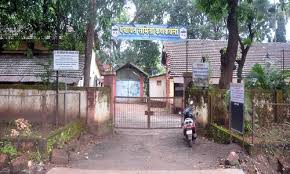 Sindhudurg: Do not just 'FAR' to implement government schemes, Panchayat Samiti members have told officials | सिंधुदुर्ग :शासकीय योजना राबविण्याचा फक्त 'फ़ार्स' करु नका,  पंचायत समिती सदस्यांनी अधिकाऱ्यांना सुनावले