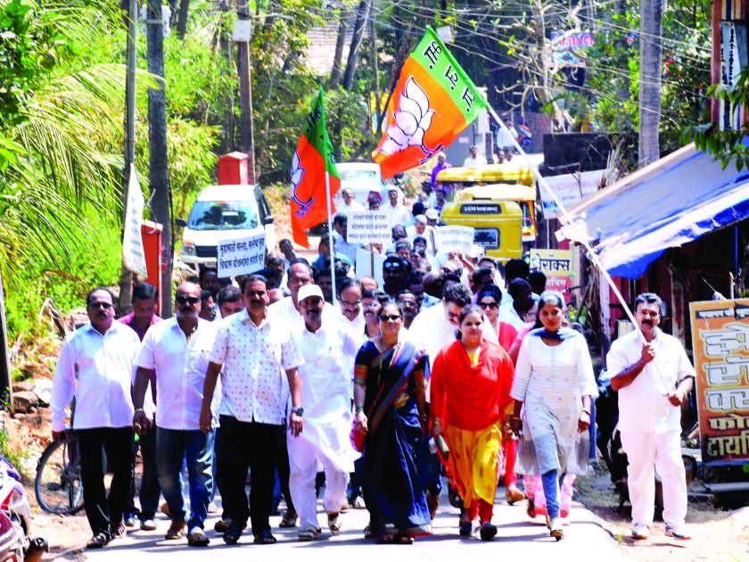 BJP agitation against Maoist government in Malwa | आघाडी सरकारविरोधात मालवणात भाजपचे आंदोलन