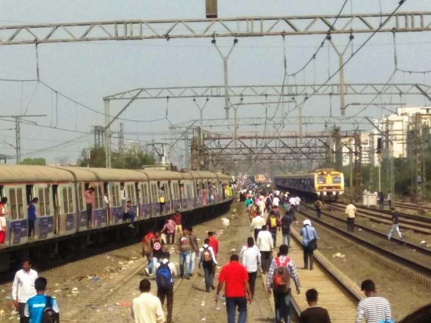 Central Railway disrupted due to failure of signal 10 minutes in Thakurli | ठाकुर्लीत १० मिनिटे सिग्नल फेल झाल्याने मध्य रेल्वे विस्कळीत