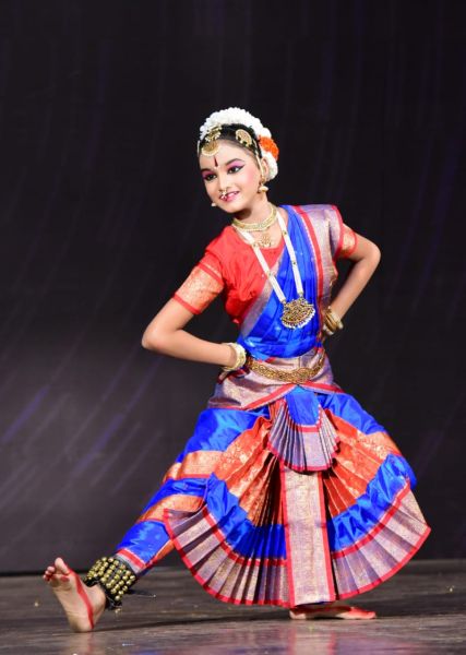 Arya Kalamkar of Nagpur is first in the national dance competition | राष्ट्रीय नृत्य स्पर्धेत नागपूरची आर्या कळमकर प्रथम