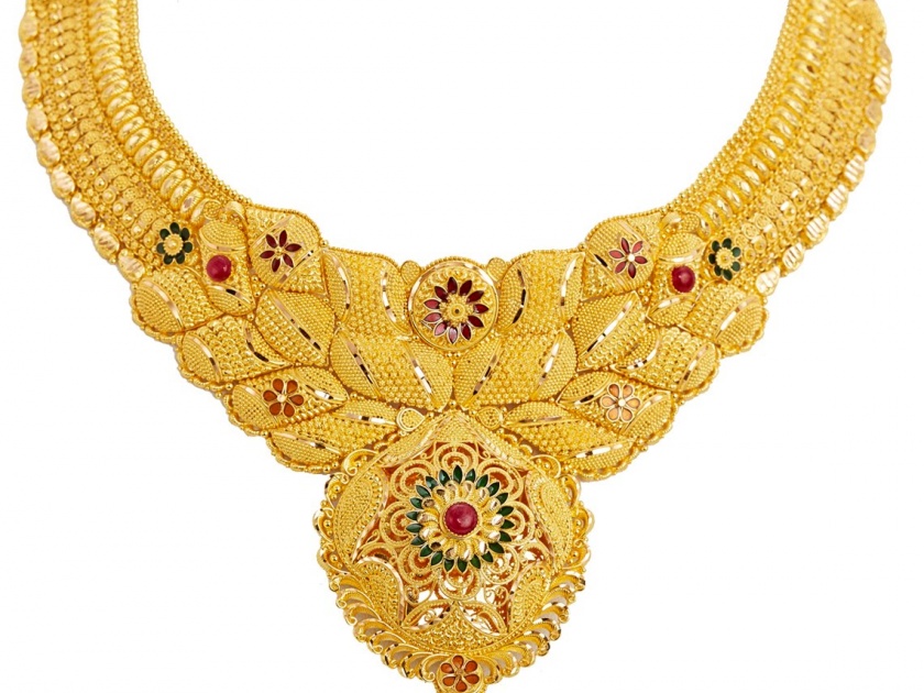 Due to traffic police alert golden necklace will safe at Nagpur railway station, | नागपूर रेल्वेस्थानकावर वाहतूक पोलिसाच्या सतर्कतेमुळे गवसला चार तोळ्याचा हार