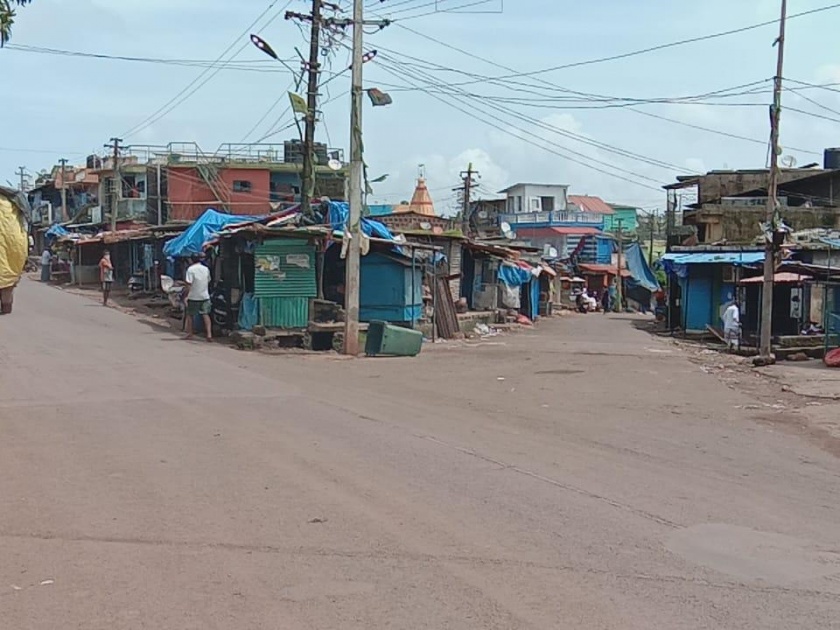 CoronaVirus News: Sakwal villagers fully respond to lockdown | CoronaVirus News : कोरोनाचा प्रादुर्भाव टाळण्यासाठी साकवाळ ग्रामस्थांचा लॉकडाऊनला पूर्णपणे प्रतिसाद