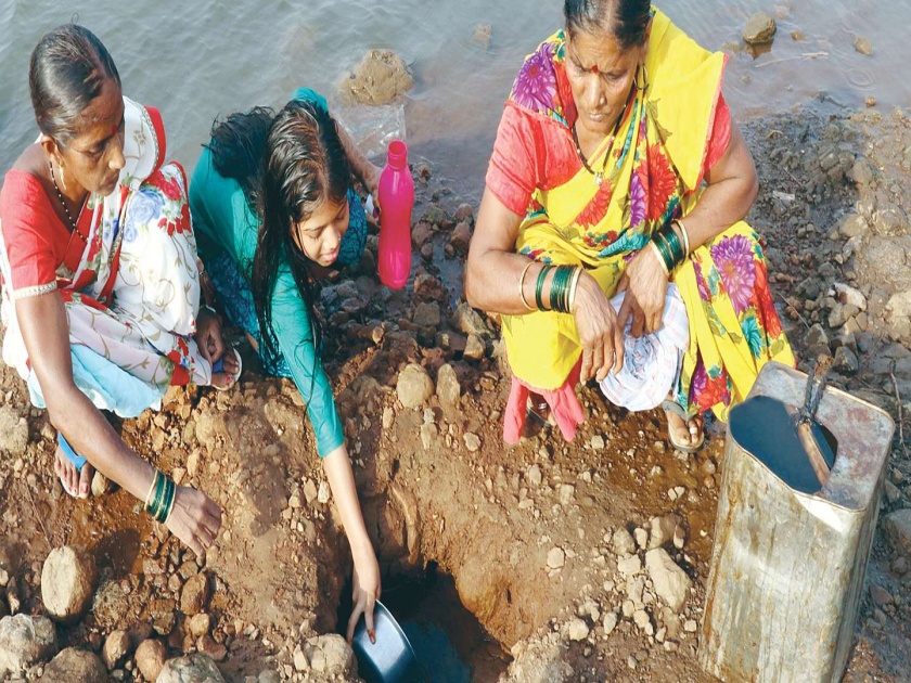 Thirsty Kakole village in Ambernath | अंबरनाथमधील काकोळे गाव तहानलेले