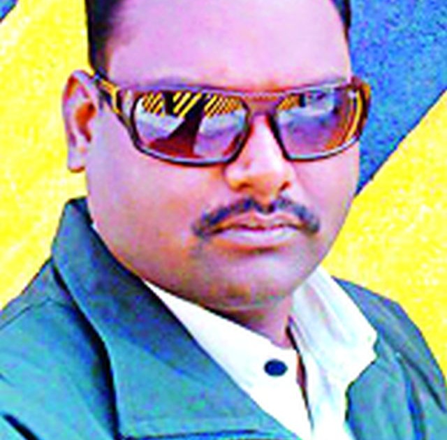 Satish Madavi Virmarna; Samajaman Gahivarle | सतीश मडावीला वीरमरण; समाजमन गहिवरले