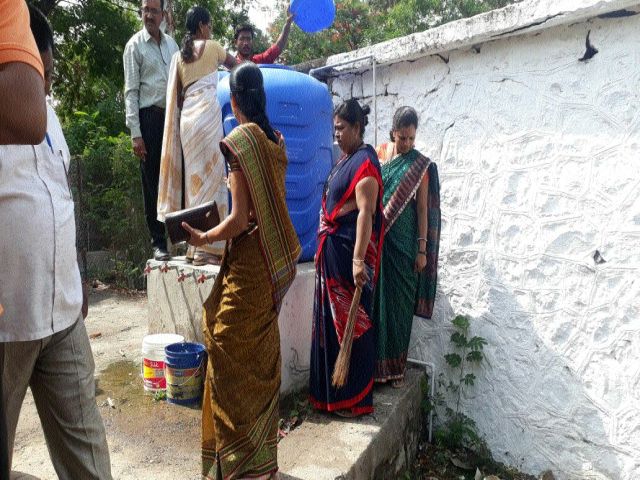 Water purification campaign in Baglan taluka | बागलाण तालुक्यात जलशुद्धिकरण मोहीम