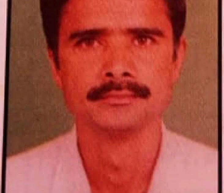 The body of a former employee in a locked house in Pimpalgaon | पिंपळगावी बंद घरात माजी कर्मचाऱ्याचा मृतदेह