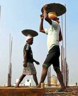 One crore Diwali bohani to 809 workers | ८०९ कामगारांना एक कोटींची दिवाळी बोहणी