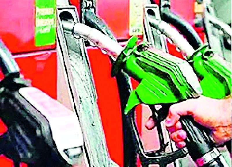 Petrol, diesel prices continue to rage | पेट्रोल, डिझेलच्या वाढत्या दरांमुळे वाहनधारकांमध्ये संताप