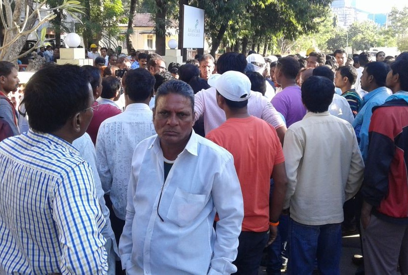 Death of Contract Labor in Ballarpur by clericized sludge | बल्लारपूरमध्ये क्लोरीनमिश्रित स्लजमध्ये दबून कंत्राटी कामगाराचा मृत्यू