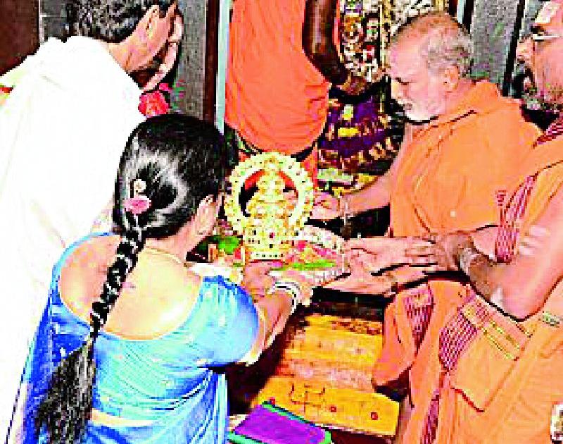 There is still the secret of the theft of saris in the Goddess Kalschwaram Temple | कालेश्वरम मंदिरातील साडीच्या चोरीचे रहस्य अद्याप कायम