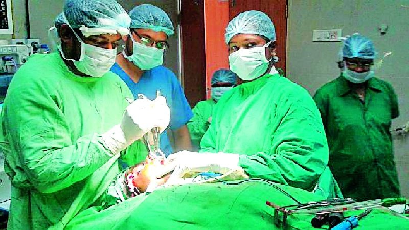 Gondiya's rare face surgery | गोंदियात झाली चेहऱ्याची दुर्मिळ शस्त्रक्रिया