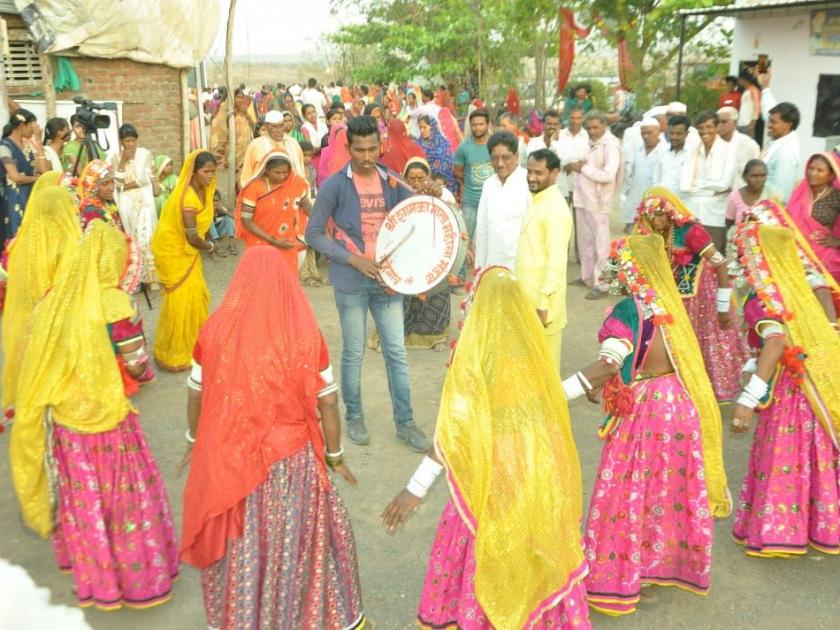 Message to create a Sanctified country at the festival of Holi at Jamnar | जामनेर येथे होली महोत्सवातून संस्कारशील देश घडविण्याचा संदेश