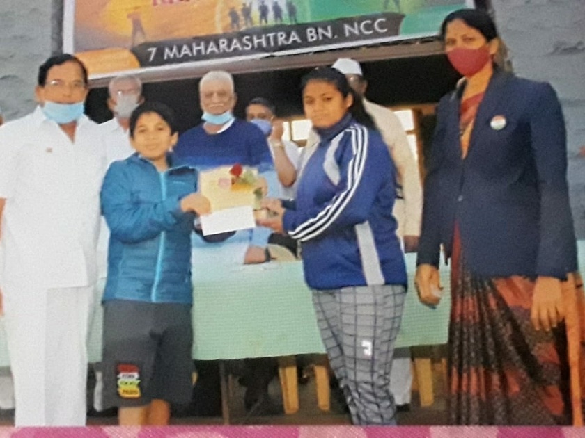 Tulsi Pathre Ideal Player Award | तुलसी पाथरे हिला आदर्श खेळाडू पुरस्कार