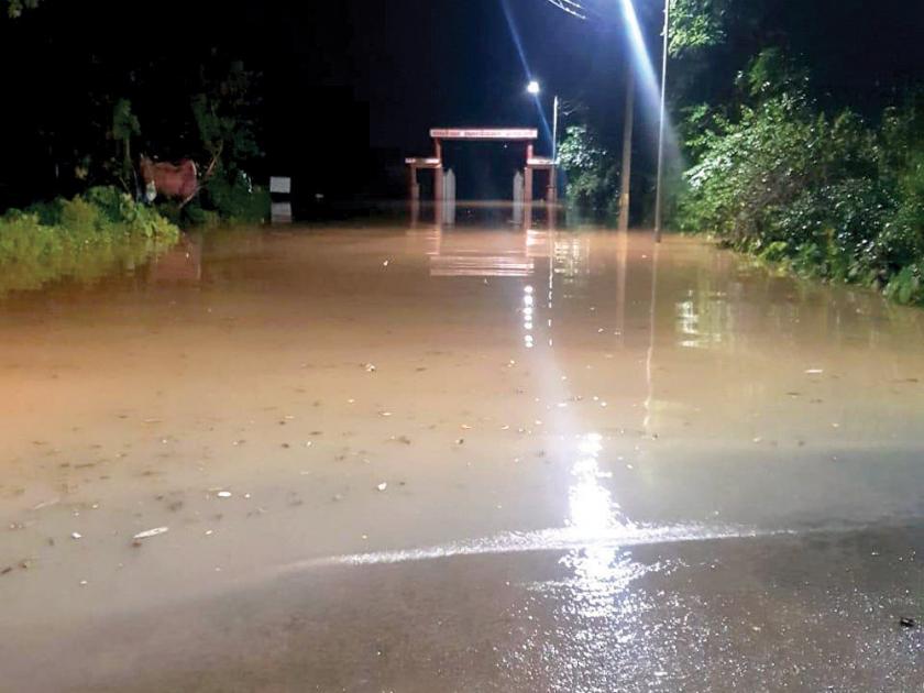 Rainfall hits Kankavali taluka | पावसाचा कणकवली तालुक्याला फटका