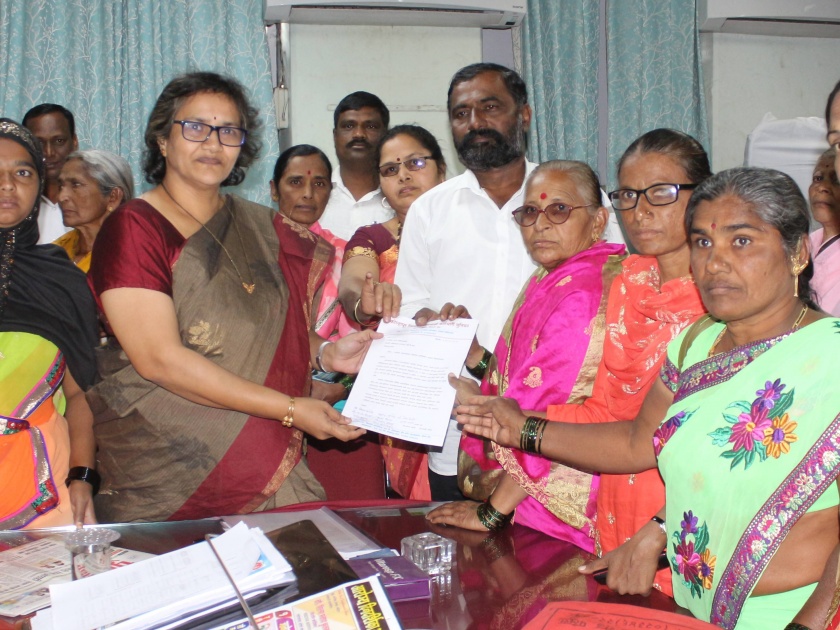  Anganwadi worker, give a fit certificate to the helpers, Supriya Deshmukh Dharavar of CPR | अंगणवाडी सेविका, मदतनिसांना तंदुरुस्त दाखला द्या, सीपीआरच्या सुप्रिया देशमुख धारेवर