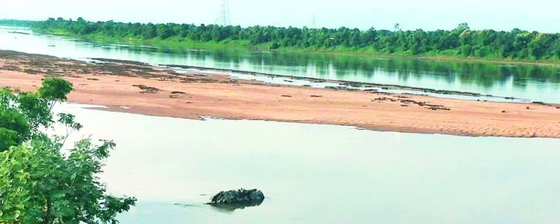 Wainganga, Chulband, Bawanthadi rivers in danger | वैनगंगा, चुलबंद, बावनथडी नदीचे अस्तित्व धोक्यात