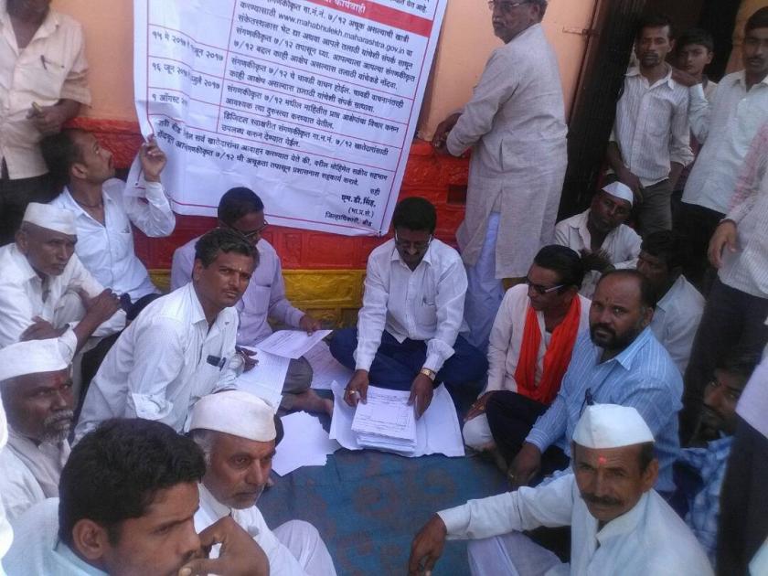 Chavadi reading in 105 Gram Panchayats in Sindhudurg district | सिंधुदुर्ग जिल्ह्यातील १०५ ग्रामपंचायतींमध्ये चावडी वाचन