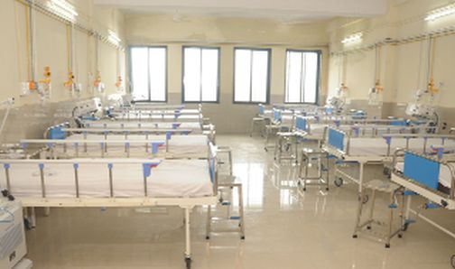 675 beds empty in 14 Kovid hospitals without patients | १४ कोविड रुग्णालयांमध्ये ६७५ बेड रुग्णांविना रिकामे