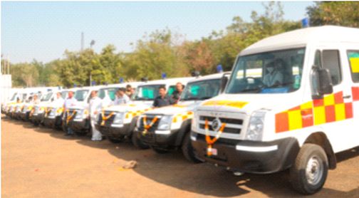 Dedication of 11 ambulances and 13 police vehicles | ११ रुग्णवाहिका व १३ पोलीस वाहनांचे लोकार्पण 