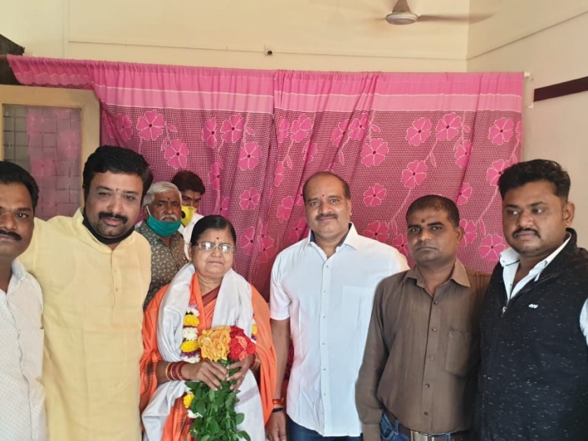 Lakshmi Pawar as the Chairman of Trimbakeshwar Co-operative Society | त्र्यंबकेश्वर सहकारी संस्थेच्या चेअरमनपदी लक्ष्मी पवार