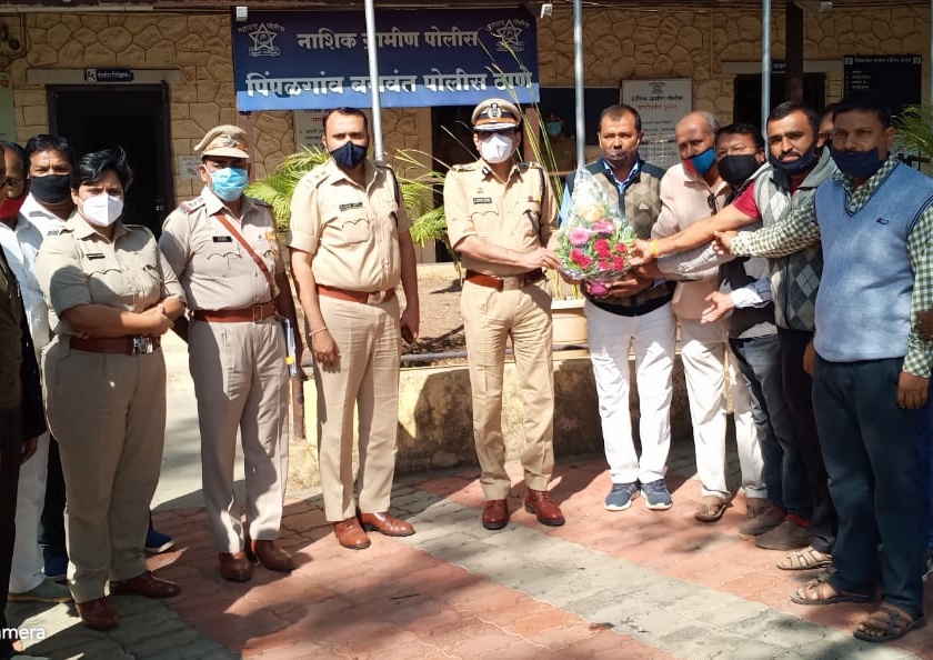 Review meeting at Pimpalgaon Police Station | पिंपळगाव पोलीस ठाण्यात आढावा बैठक