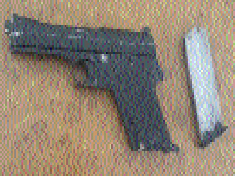 Swords seized in village pistol, Shirur in Ambajogai | अंबाजोगाईत गावठी पिस्तूल, शिरूरमध्ये तलवार जप्त