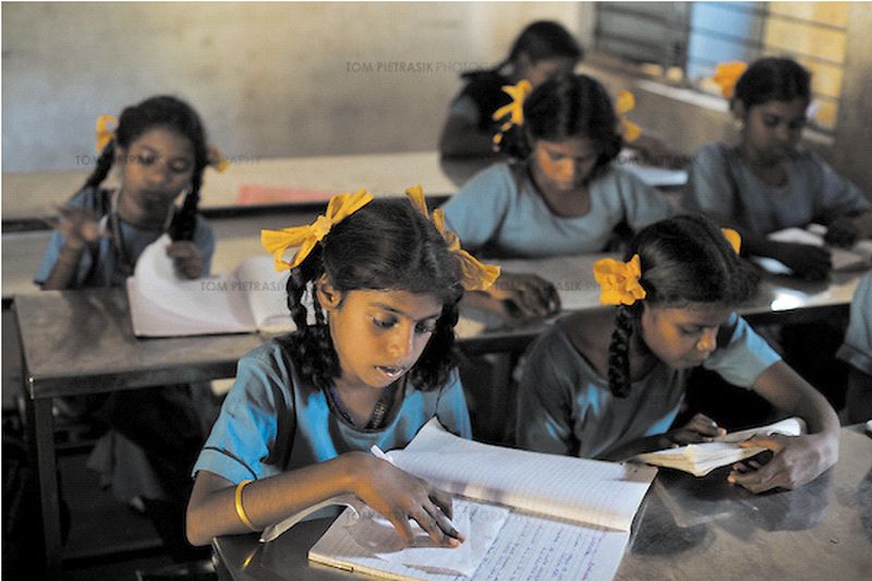 Two and a half thousand schools will be set up in the district from the eighth in the city and the fifth in the rural areas | जिल्ह्यात अडीच हजार शाळा होणार सुरू शहरात आठवी, ग्रामीणमध्ये पाचवीपासून