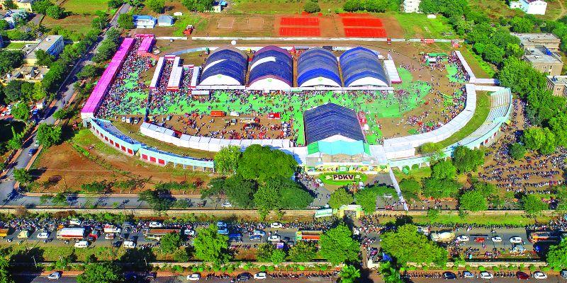 Seven and a half lakh farmers have learned about the state-level agricultural exhibition! | राज्यस्तरीय कृषी प्रदर्शनात साडेसात लाख शेतकऱ्यांनी जाणून घेतले नवतंत्रज्ञान!