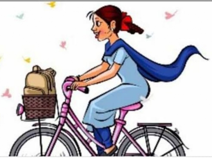  When will Savitri's bike get bicycle? | सावित्रीच्या लेकींना सायकल मिळणार कधी?