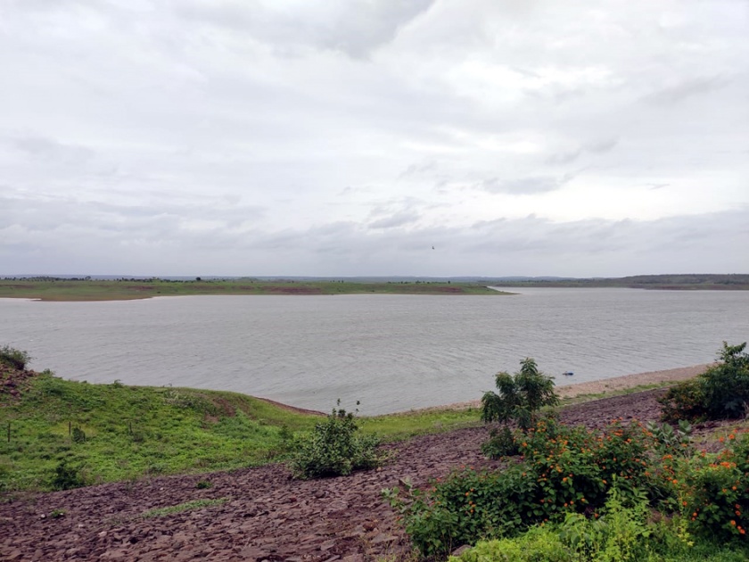 Parbhani district feared to be drought-prone | परभणी जिल्हा दुष्काळवाडा ठरण्याची भीती