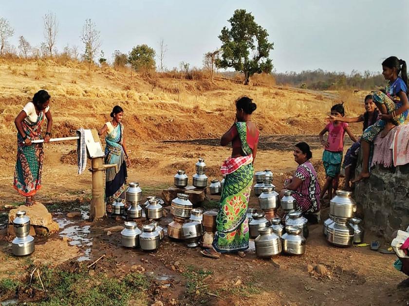 Water scarcity crisis in Raigad district | रायगड जिल्ह्यात पाणीटंचाईचे भीषण संकट