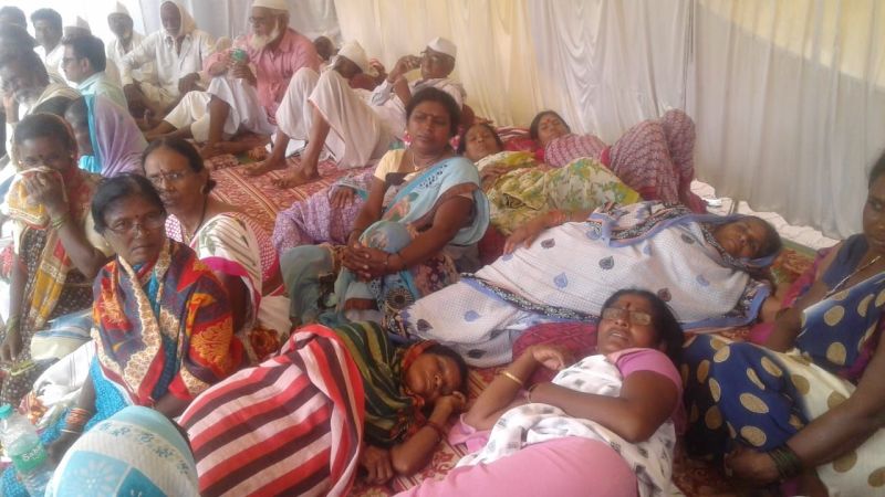 Hunger strike; Eight people condition derogatary | लंघापूरच्या आठ उपोषणकर्त्यांची प्रकृती बिघडली!