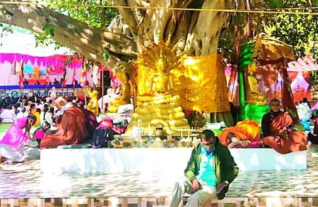 Dhamvanshvarda fair is going on in Sangamagiri | संघरामगिरीवर अवतरणार धम्मबांधवांचा मेळा