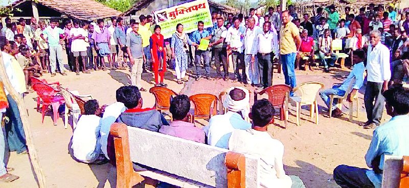 22 villagers take the liberty resolution | २२ गावांनी घेतला दारूबंदीचा ठराव