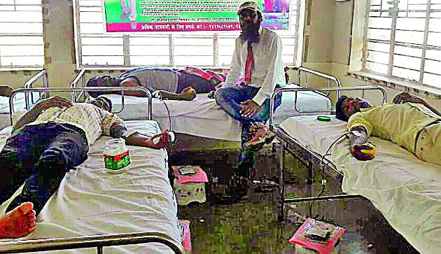 41 blood donation in Bhamrangad | भामरागडात ४१ जणांचे रक्तदान