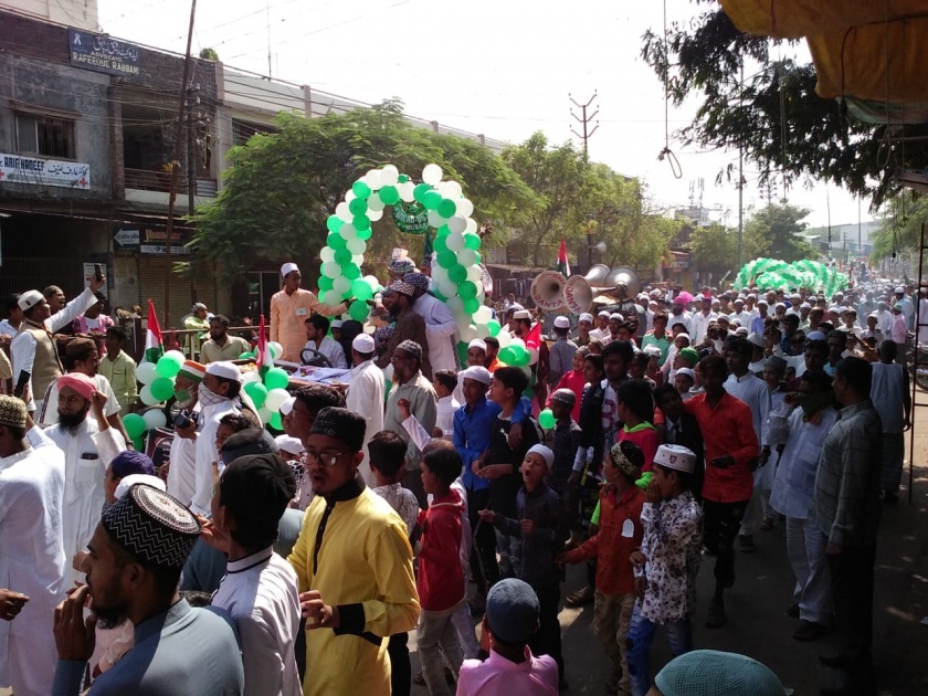 Malegaon Eid-e-Milad in excitement | मालेगावी ईद-ए-मिलाद उत्साहात